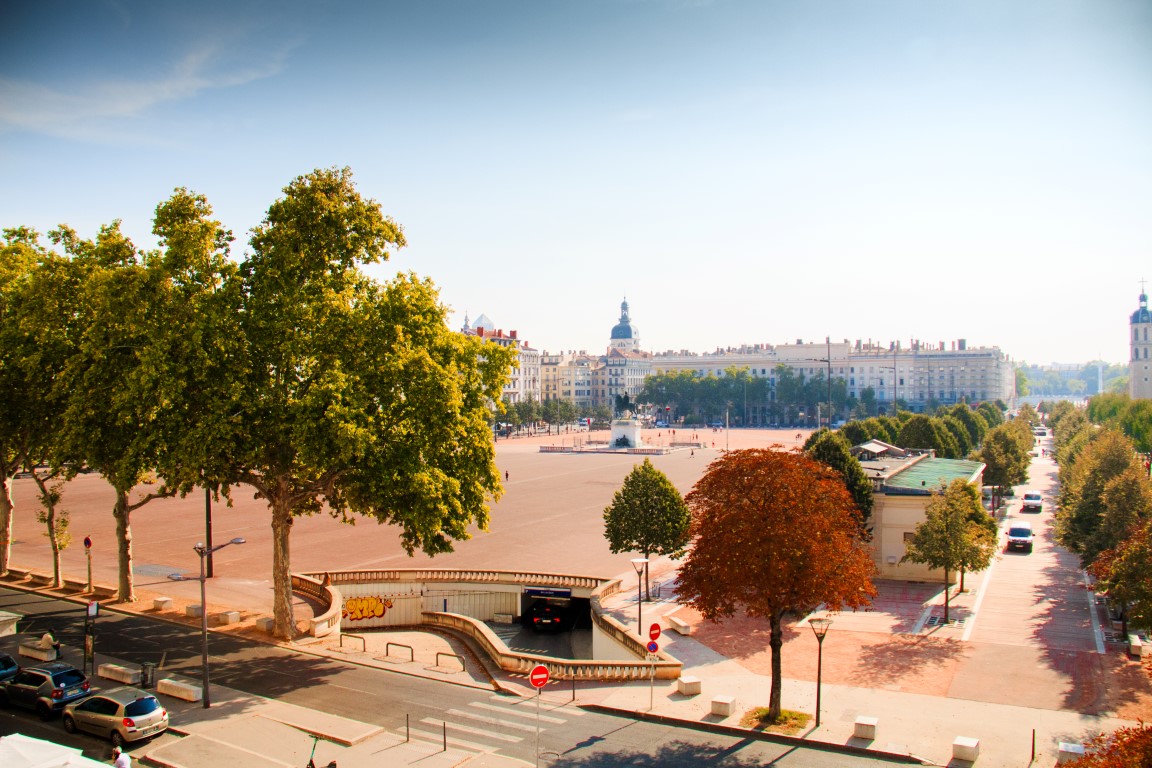 Spectaculaire appartement Place Bellecour - LYON 